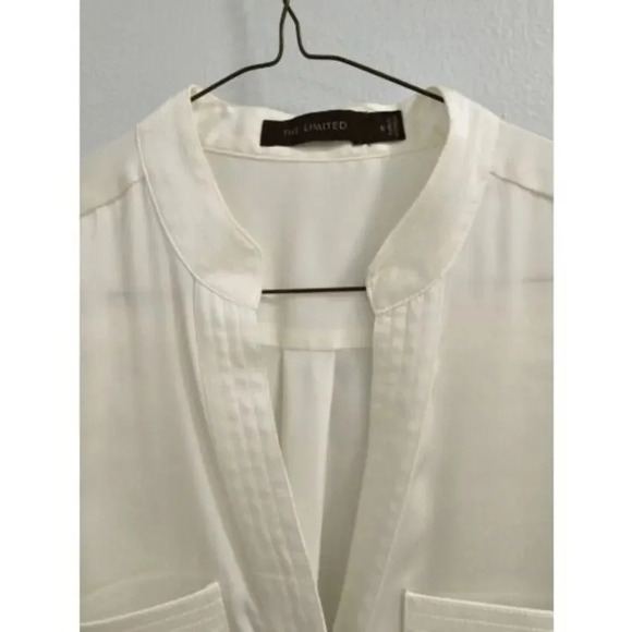 The Limited Womens Off White Cream 3/4 Roll Sleeve Blouse Size Small - Picture 8 of 12